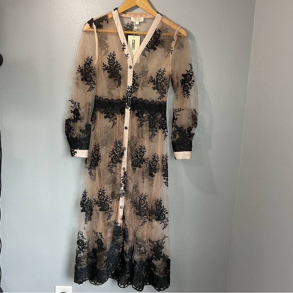 Metisu snap button up floral embroidery mesh overlay dress size XS New D35